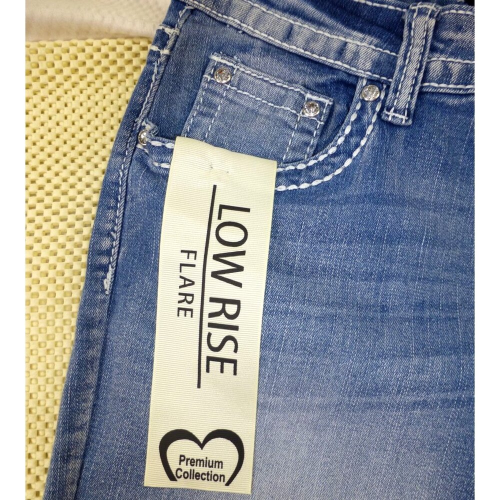 Sky Premium Collection Low Rise Flare Embroidered Skull & Floral Denim Jeans 11/ - Picture 9 of 15